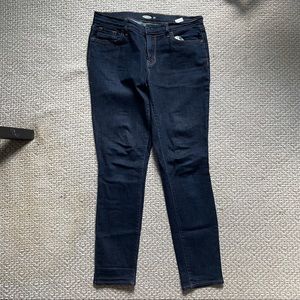 Old Navy Size 10 curvy skinny jeans EUC